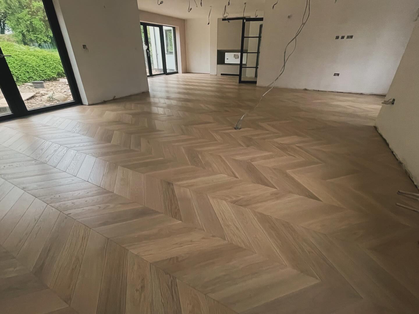 Ground Floor Supply & Fit Bucks 1
