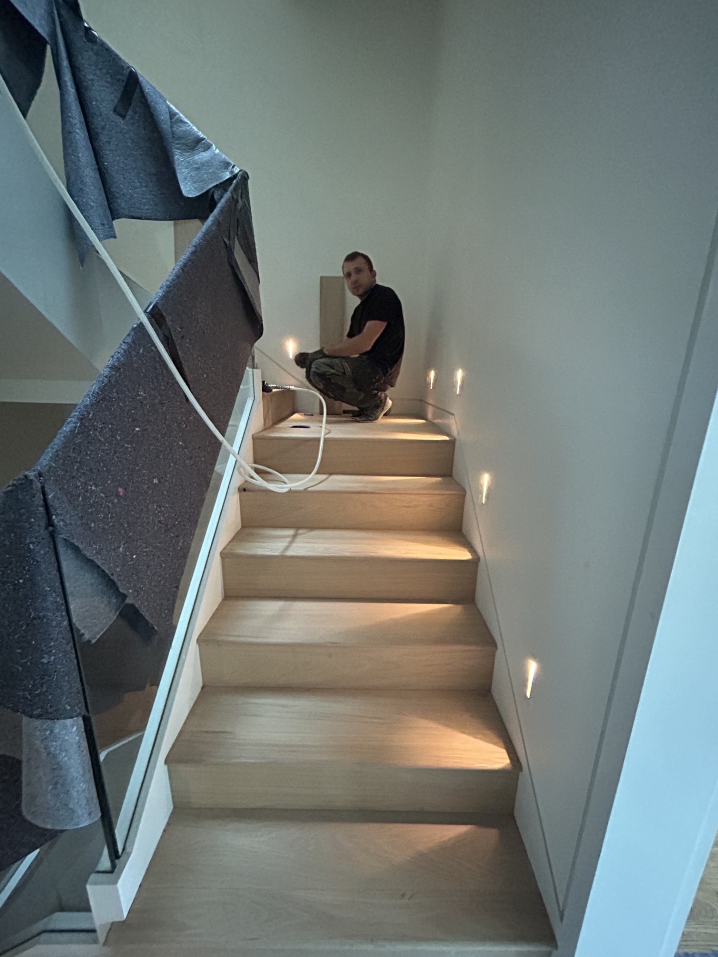 Oak Staircase supplied and fitted by Ironwood Flooring Services in Chelsea